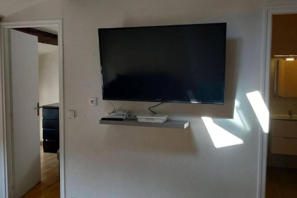 Appartement Proche Marche Au Coeur Du Centre + Wifi La Rochelle  Dış mekan fotoğraf